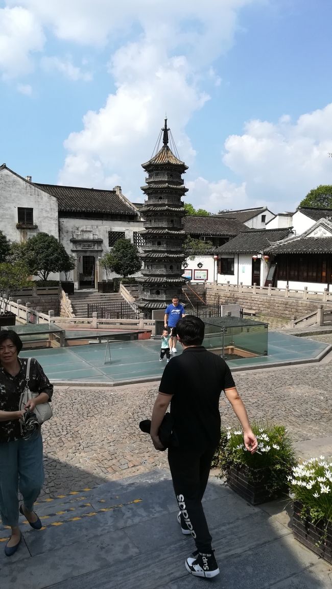 五重の塔もあります。