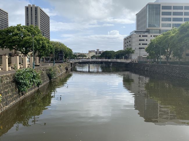 東京とかにありそうな風景です。<br />若干汚水の匂いがあります。