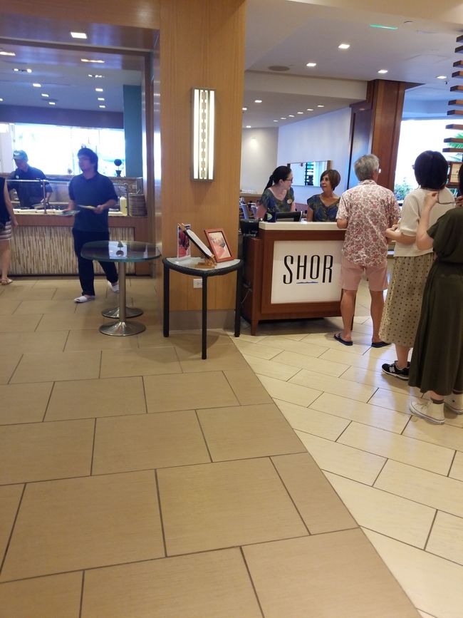 本日はＪＡＬパックで早く申し込んだらホテルで使える１００ドル券を頂いたのでいつものラウンジモーニングではなくホテルのバイキングモーニングにしてみました。