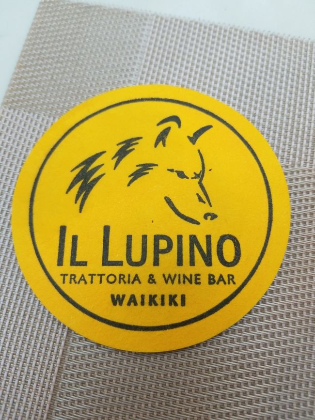 こちらはウルフギャングの息子さんが経営しているイタリアンのお店らしいのですがいまいち<br />もう行くことはないかな<br />やはり食べてみないとわかりませんね<br />夫婦で一杯ずつワインを頼んで５０ドル<br />ごちそうさまでした。