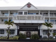3日目です。

ホテルを紹介します。宿泊はシェラトンサモアアギーグレイスホテル＆バンガローです。創業者は映画「南太平洋」の島の娘ブラディ・メリーのモデルだったそうです。サモアを代表汁由緒正しきホテル。