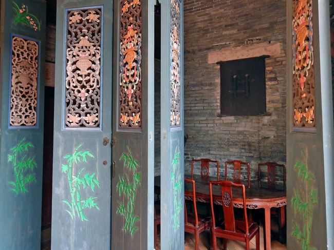 勉強したお部屋も、当時の姿のまま残されていました。