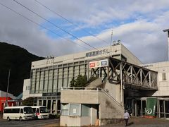 10月6日（日）　曇り

今日こそ行きますよ～
第一駐車場に向かうも大型車はスキー場へだって
そんなに大きくないのにね。
バスは出たばかりなので50分待っちゃった。
