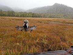 雨が降り出してきて、だんだん寒くなってきたので今回はこの「牛首」で折り返し。
