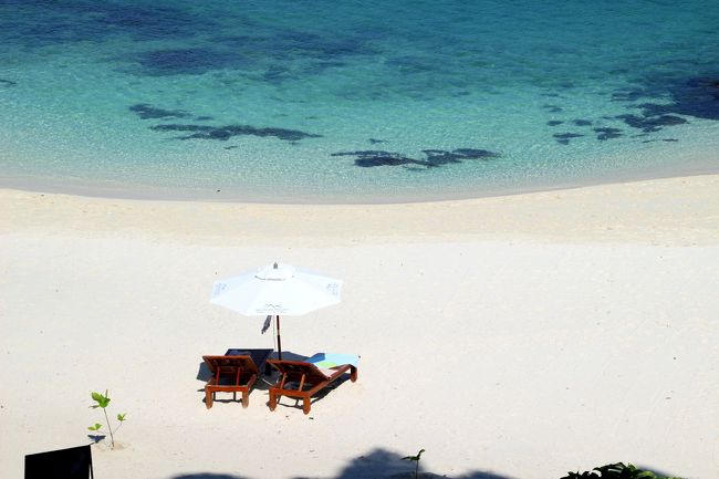 ☆Sandbar View from Mountain Resort @ Koh Lipe Thai<br /><br />朝１０時はリゾートの時間としてはまだ早い時間帯なので<br />ビーチは殆ど人がいないのでスキッとした写真が撮れました。