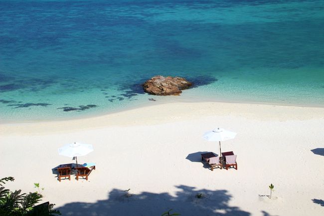 ☆Sandbar View from Mountain Resort @ Koh Lipe Thai<br /><br />海況といい、天気といい、静寂といい<br />これ以上のベストなシチュエーションはありません。<br />機材やスキルでは解決できない天からの素晴らしい贈り物です。