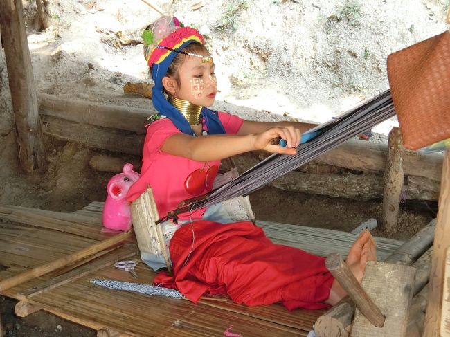 寒い時は暖かい国に行こう。初めてのタイ旅行 １２ 少数民族カレン族
