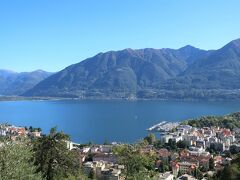 Lago Maggiore.（マッジョーレ湖）

マドンナ・デル・サッソの聖所からの眺め。