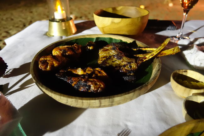 メインのお肉グリル。めっちゃ美味しい、ジューシー！<br />ただ、ボリュームたっぷりで、全部食べきれず…。<br />前菜をたくさん食べたことを後悔。<br />でも、おなかも心も満たされました。