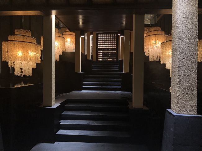 入口から素敵で期待が高まります♪