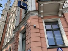 14:58モニカセントラルホテルズまで歩き、信号を渡るともう近いです。