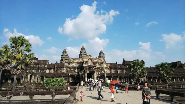 白い王侯貴族のような遺跡。<br />存在感がり、品がある優雅な遺跡。<br /><br />来て良かった。最高！！