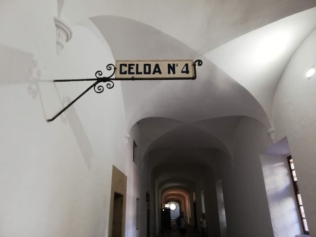 4番の部屋で、ここがショパンの家（部屋）です。この入口で購入したチケットのチェックがあります