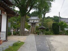 旧八幡台櫓（真浄寺）
笠間城跡に有ったものが移設されており、とても綺麗でした。