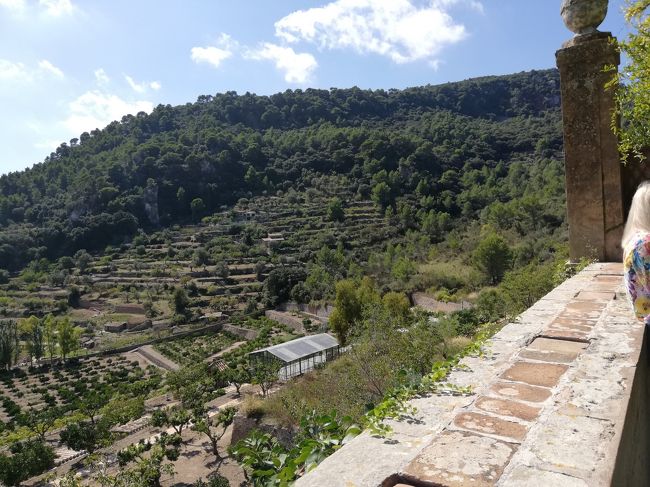 ショパンの家の中庭からの風景２