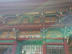 祐徳稲荷神社に着きました。
豪華絢爛な門をくぐります。