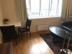 2番目の停留所から歩いて3分程度のオーレブルホテルに宿泊します。
詳細は、以下の口コミをみてください↓
https://4travel.jp/os_hotel_tips_each-13783369.html