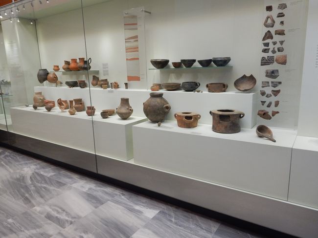 紀元前500年ギリシャで見つかった水差しのミュージアムコピーです。