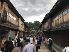 下町情緒のある街並み「ひがし茶屋街」
