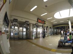 下田での２時間あまり、観光もせずにぶらぶら街歩きして過ごしました。

そして再びの伊豆急下田駅へ。いよいよ、スーパービュー踊り子へ乗車しますよ。古くなりましたが今でも人気は衰えておりません。今日も満席でしたが奇跡的に１席空席を見つけたので迷わずポチりました。

楽しみです。