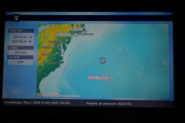 船はボストン港を目指します。