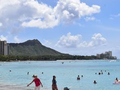 ついに出ました！
ワイキキビーチっす！光ってます！

目の前一帯が青、青です！

う～～～～ん綺麗だ☆
この景色たまらんですよね。

ダイヤモンドヘッドよ！明日登るから待ってろよん。