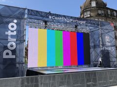 リベルダーレ広場はNATIONS LEAGUEのファンゾーンとなっていてほぼ準備完了！