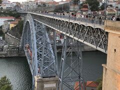 ベタですがドンルイス1世橋も載せておきましょう。

と言うように、旅行に関して個人的に観光マインドが著しく欠落していることは重々自覚しているのですが、かと言って別にそれで良いだろとも思っているので時として旅行中であってもこの日のように何もしない日が現れます。
これも歳のせいかもしれませんが、寸分開けず何が何でも観光にグルメにビッシリの旅行は自分には無理なようです。