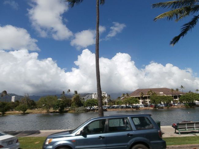 約１時間ちょっとの快適ドライブでワイキキに戻ってきました