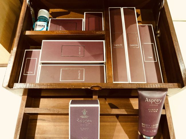 アメニティー<br />歯ブラシ　くし　コットン　綿棒　ソーイングセット<br />石鹸　ボディシャンプー