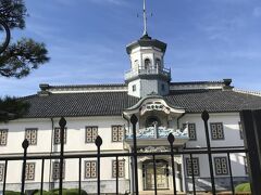 こちらは旧開智学校
入り方がわからず外から眺めるだけ