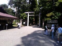 天岩戸神社。
ここでは神社の方が、説明してくださいました。