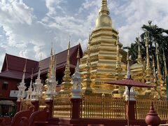 「Wat Chedi Luang」

拝観料40B。