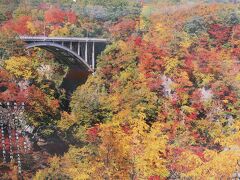 栗駒国定公園-１　小安峡         58/         58

参考　鳴子峡のポスター