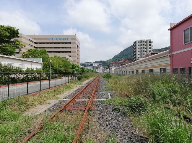 平成筑豊鉄道門司港レトロ観光線の線路です。この時期は土日のみの運転で木曜日のきょうは運休です。