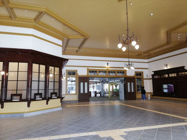 2019年に駅舎保存修理工事が完了し、中は1914年(大正3年)竣工時の姿に復元されました。
