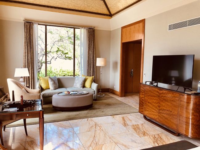 お部屋<br />床は大理石