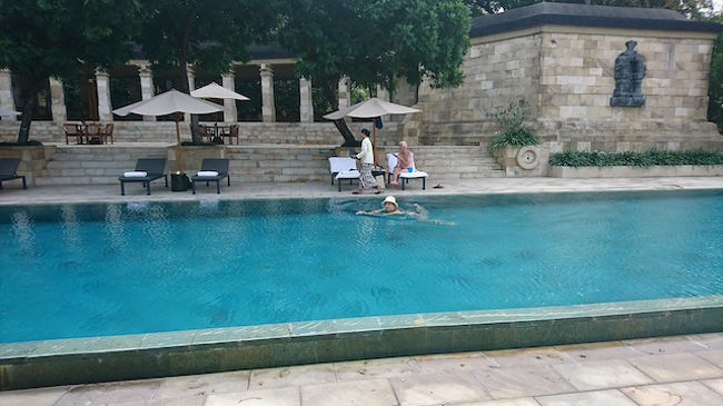 こちらの女性スタッフもとても上品な喋り方でした<br /><br />皆～ゆったりとゆっくりと....