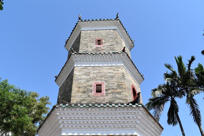 聚星樓を横から。