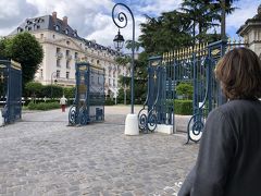 泊まりは絶対ここ、ベルサイユ宮殿のお庭に真横にある、ワルドーフ アストリア ベルサイユ トリアノン パレス

エレガントでゆったりと過ごせる