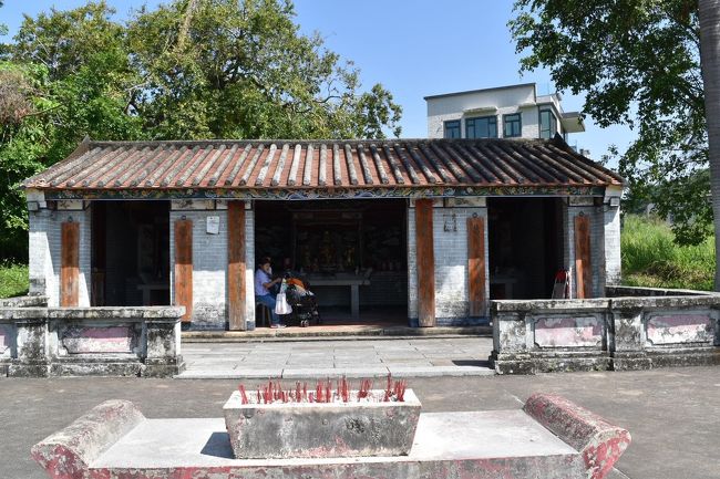 『楊侯古廟』<br />坑頭村にある廟。<br />坑王が祀られているそうです。<br /><br />地元の方がのんびりされてました。