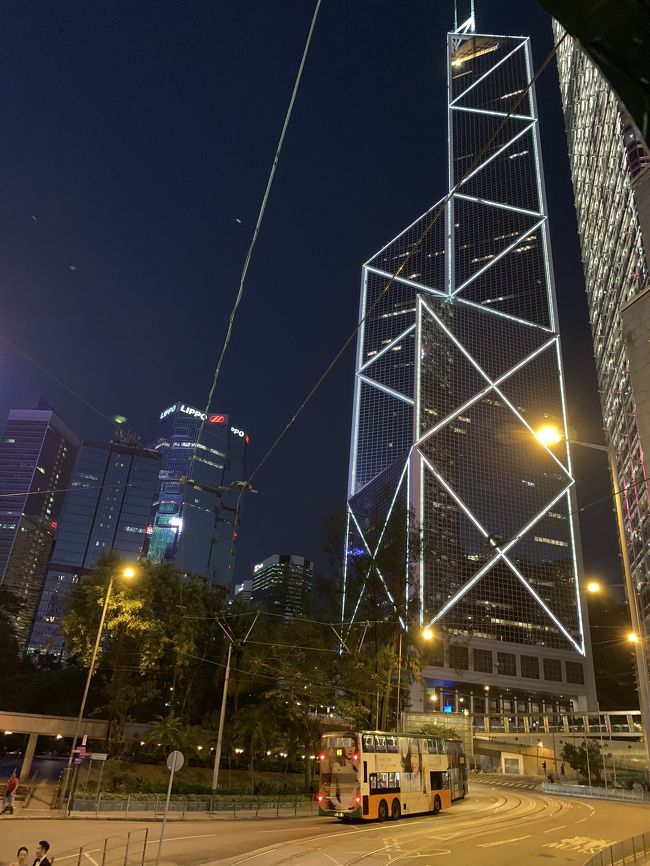 トラムからの景色。<br />中国銀行。