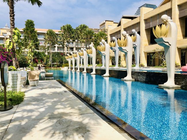 コートヤードプール