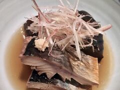 【銀座　とよだ】

私は、たまたまこのお店に修行に出ている知り合いが居るため、一時帰国の際に立ち寄らせて頂いたのですが、実はここミシュラン二つ星を何年も継続して獲得しているお店です。
