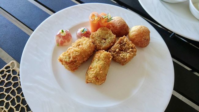 別にこの揚げ物系のお皿も持ってきてくれます！<br />どれも美味しいです！！