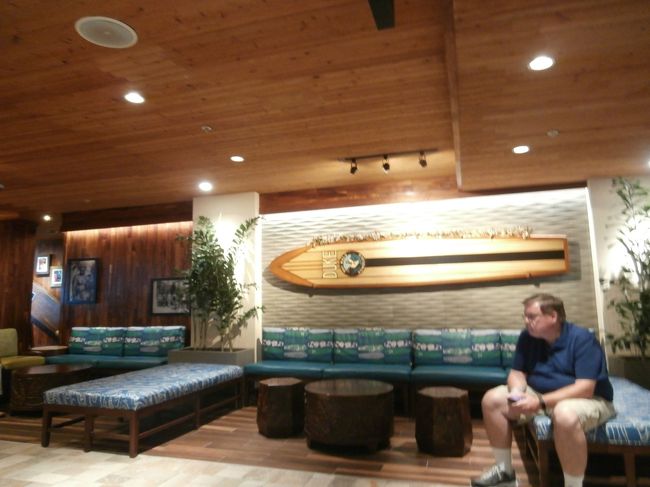 丸亀製麺へ朝食に行くも　開店前で食べられず