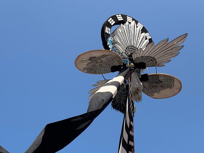 沖縄観光】那覇大綱挽の旗頭行列 うふんなすねーいは暑さに耐えながら