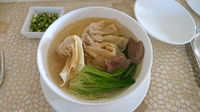 中華風ワンタンヌードル<br />日本人好みの味(°▽°)