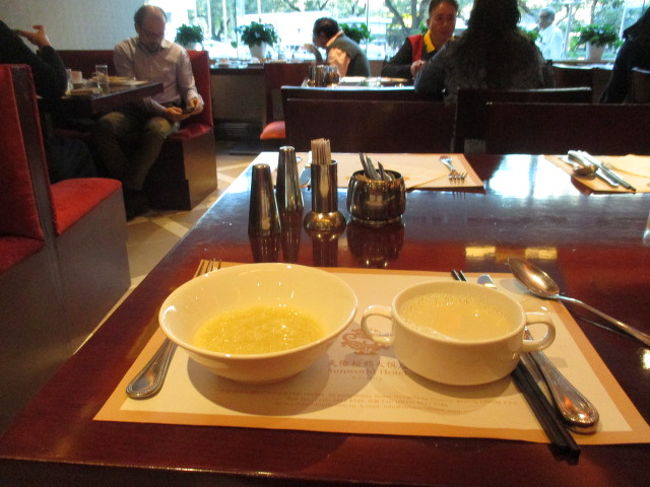 あわ粥と豆乳。<br />とても、おいしいです。