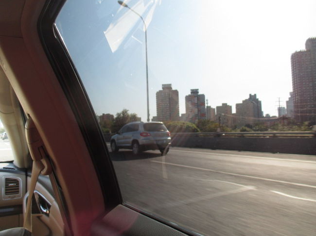今日はいい天気です。<br />運転手さんもしっかりした運転。